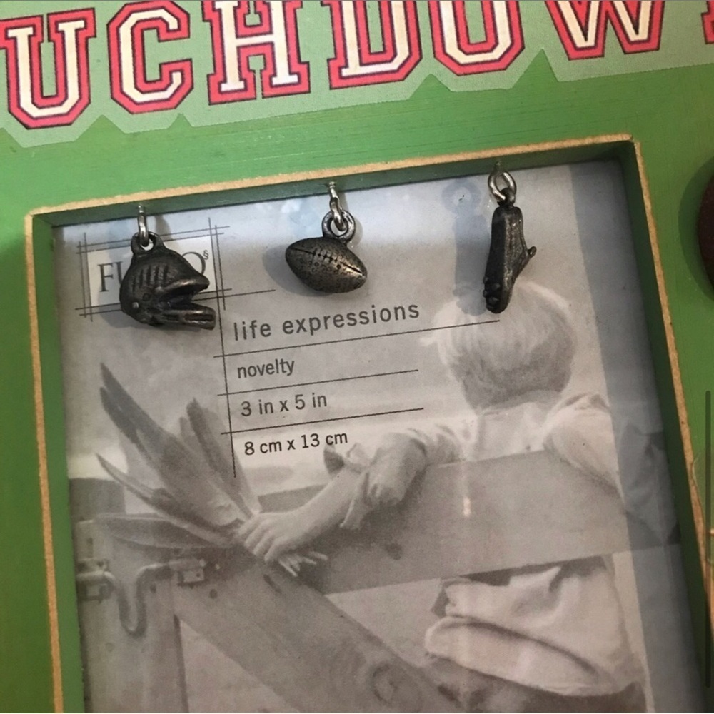 🏈Vintage Looking Football Frame - Picture 3 of 7